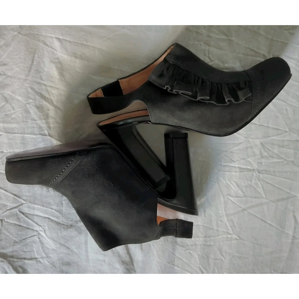 Nanette Lepore‎ French Maid Booties Charcoal Women's 7 Ruffle Coquette Suede NIB